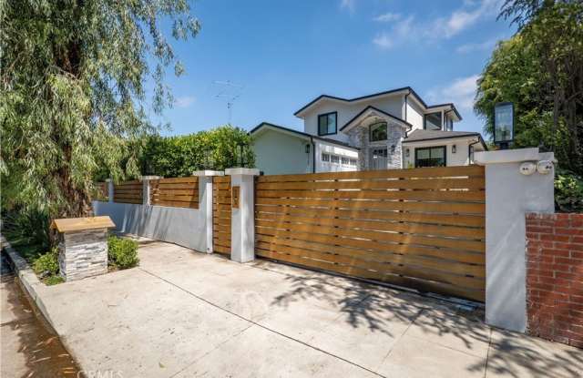 22121 Providencia Street - 22121 Providencia Street, Los Angeles, CA 91364