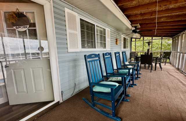 4 Bedroom House with Lake views! photos photos