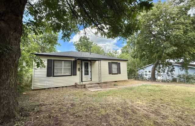 3411 NW 27th St. photos photos