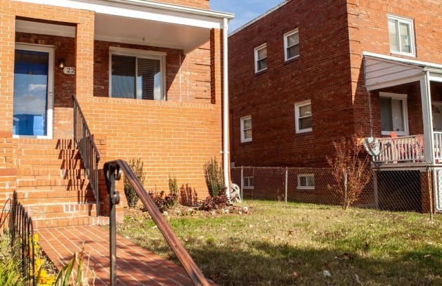228 WESMOND DRIVE - 228 Wesmond Drive, Alexandria, VA 22305