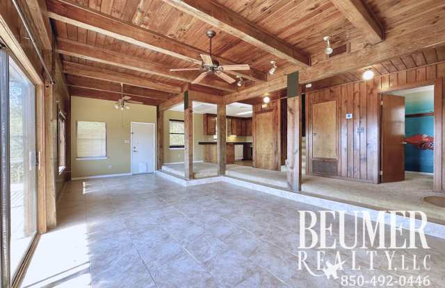 Waterfront Sanctuary Awaits Gallery 4