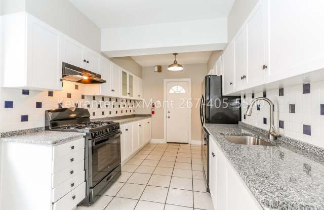 Spacious 3-bedroom, 1.5-bath single-family home in Elkins Park, with a flexible layout and classic charm. photos photos