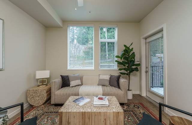 The Woods on Marquam Hill Gallery 4