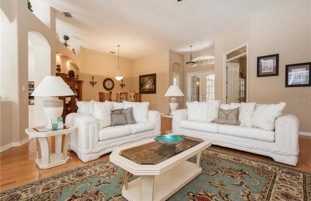 3502 OLD COURSE LANE Gallery 4