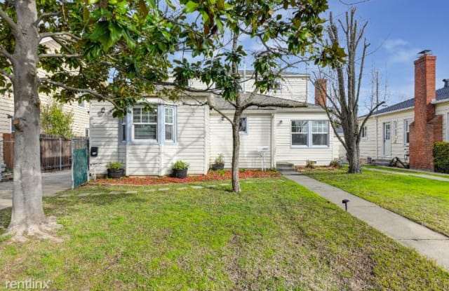 4911 D St - 4911 D Street, Sacramento, CA 95819