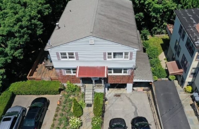 1 Oak Ave - 1 Oak Avenue, Tuckahoe, NY 10707