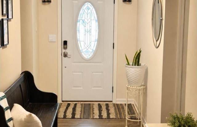 183 Durana Way Gallery 2