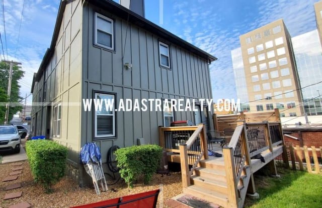 1011 West 48th Street - 1011 West 48th Street, Kansas City, MO 64112
