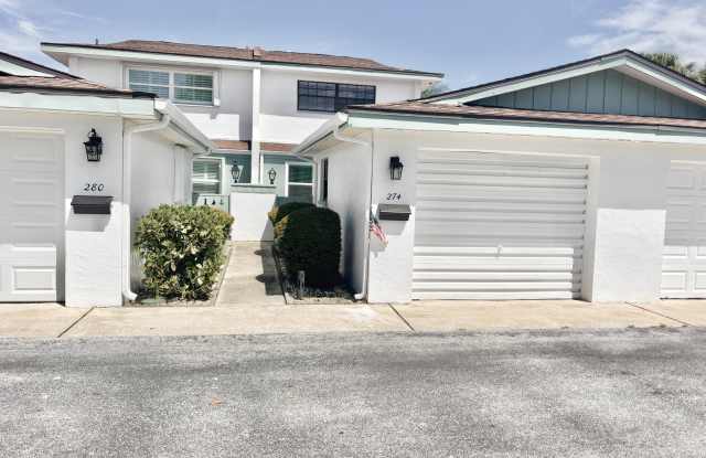 274 QUEENS COURT photos photos