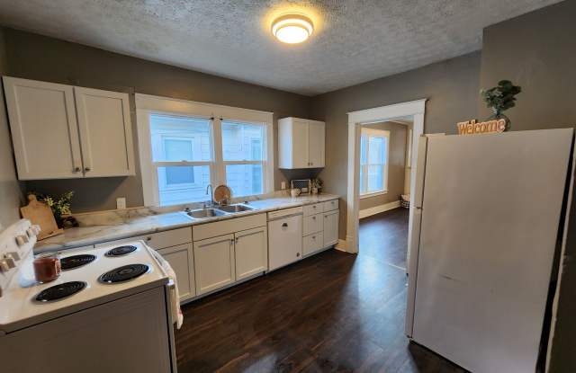 1016-1018 South Buckeye Street photos photos