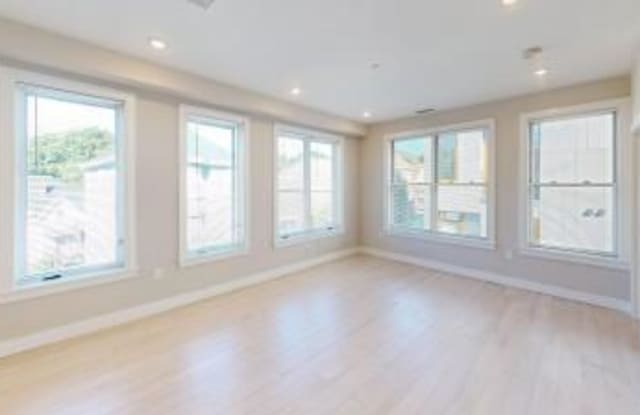 195 Green St. photos photos