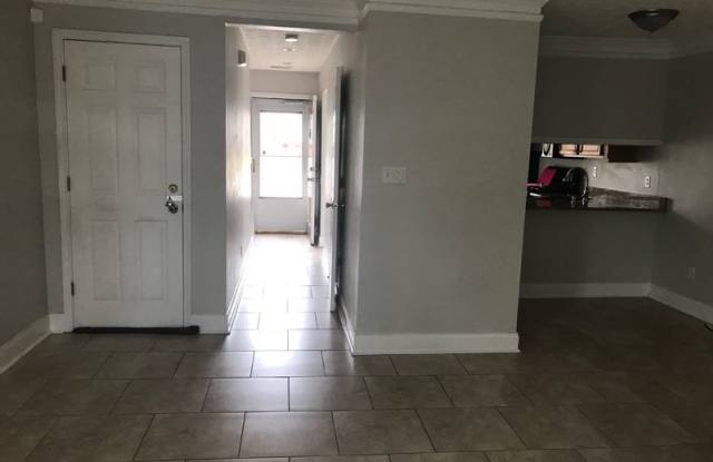 52 Barrington Pl Gallery 4