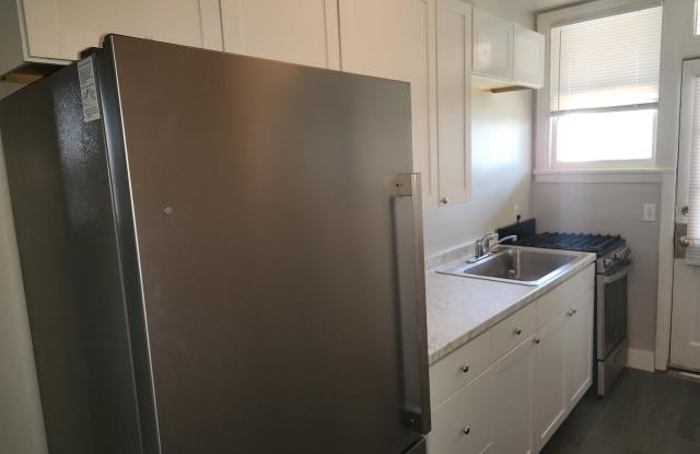 2710 Semmes Ave. - A photos photos