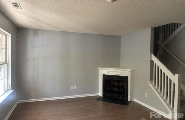 5209 Ficus Tree Lane Gallery 2