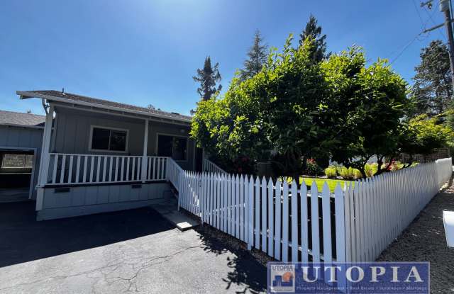 Adorable, Sunny, and Spacious Home in Felton about 8 miles from Santa Cruz and minutes from downtown Felton photos photos