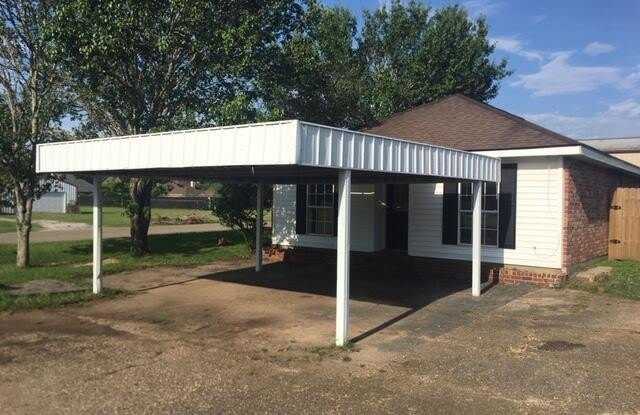 101 Saint Pius Place - 101 Saint Pius Place, Lafayette County, LA 70592