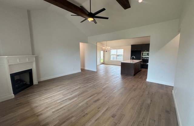 Wonderful 4 Bed 2.5 Bath Home in Norman Gallery 4