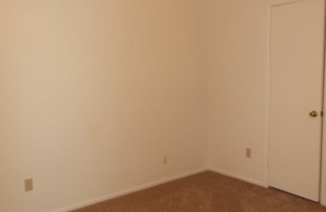 703 North Country Club Way Gallery 2