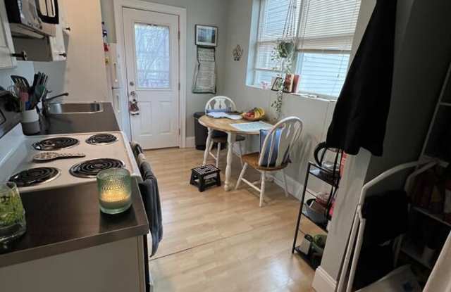 846 Dorchester Avenue - 2 photos photos