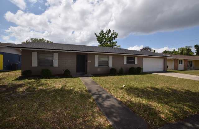 3/2 Home For Rent at 2762 Clear Cove Lane Orlando, FL 32805. photos photos