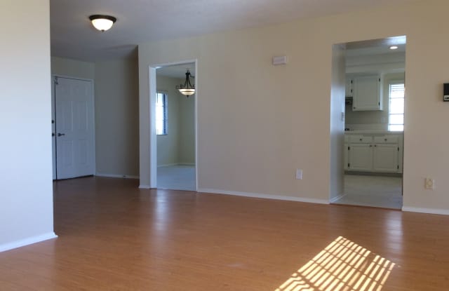 6518 Sandy Point Court Gallery 3