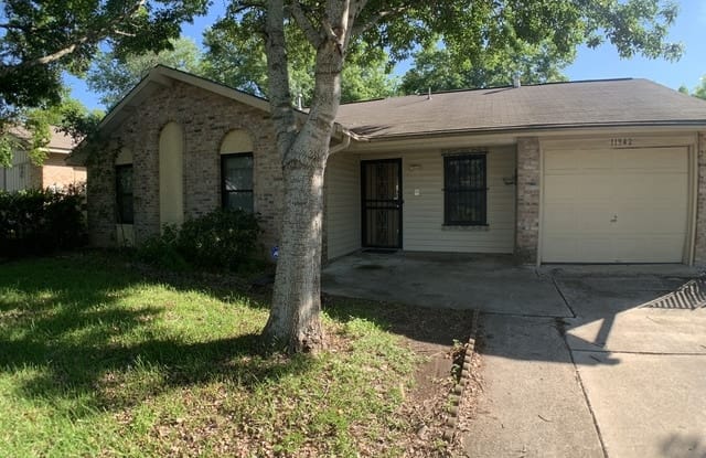 11942 Alamo Blanco St - 11942 Alamo Blanco St, San Antonio, TX 78233