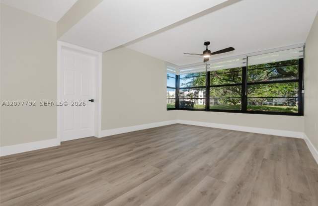 1709 Whitehall Dr Gallery 4