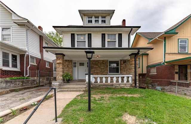 Stunning 4 Bed, 2 Bath Home with Spacious Porch Gallery 1