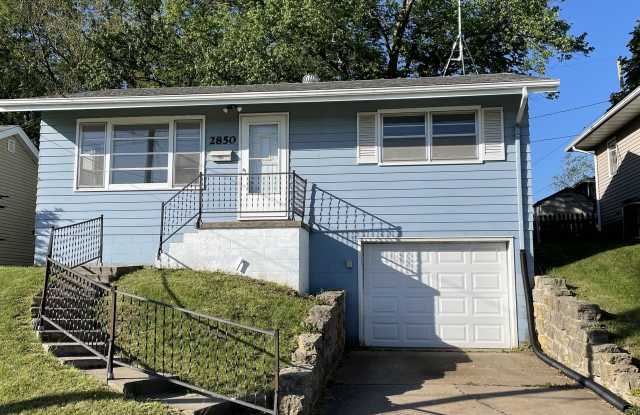 2850 Indiana Avenue photos photos