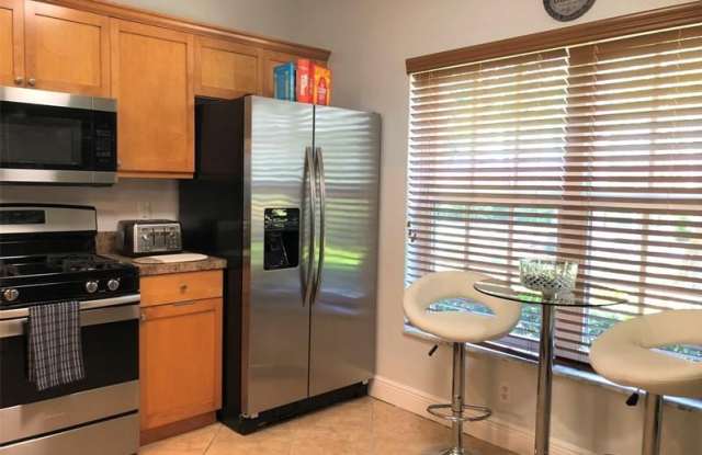 10911 Jewel Box Ln Fl 33321 Gallery 2