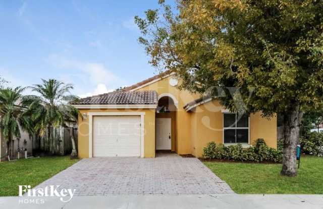 1508 Southeast 20th Place - 1508 Southeast 20th Place, Homestead, FL 33035