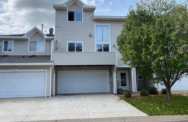 689 Kingfisher Lane photos photos