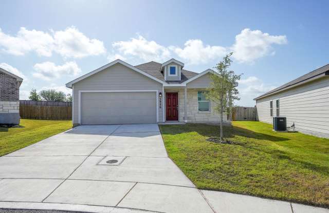 Spacious 4-bedroom, 2-bath located in Summerhill subdivision Gallery 3