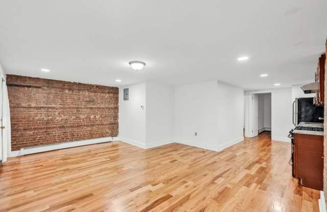 928 Lafayette Avenue Gallery 4