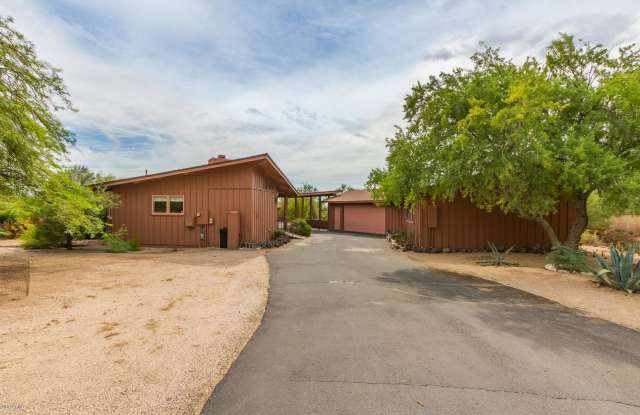 6140 E PEAK VIEW Road Gallery 2
