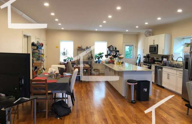 5 Bedroom-Huge photos photos
