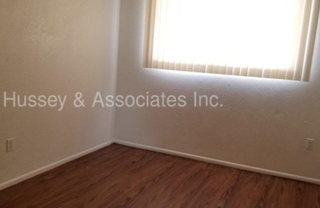 6802 West Glendale Avenue Unit: 22 Gallery 2
