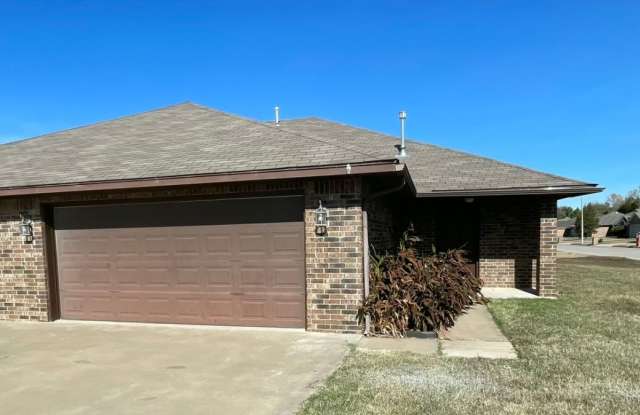 3BR 2BA Duplex with 2 Car garage photos photos 3BR 2BA Duplex with 2 Car garage photos photos