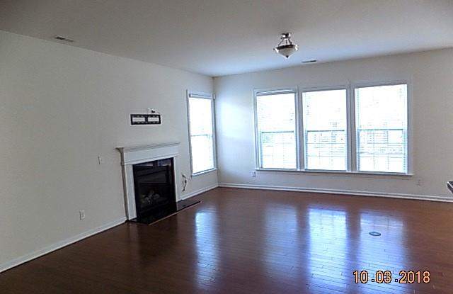 9911 Karras Commons Way Gallery 3