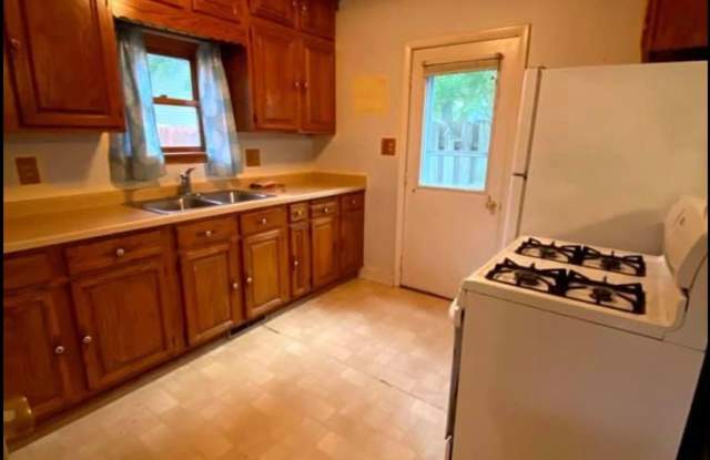 Hoff - 05 - 1527 Ferry Street photos photos