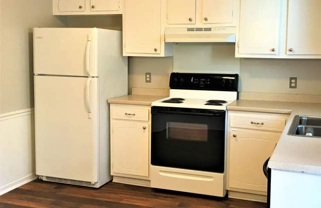 4614 #D  Lawndale Dr. Gallery 4