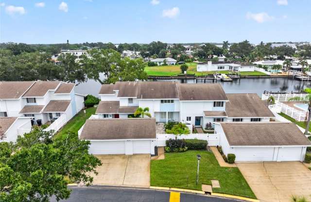 6447 CAPE HATTERAS Way NE Gallery 1