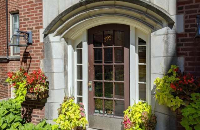 731 Hinman photos photos