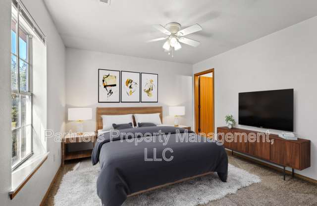 866 Curtis Avenue - 1 Gallery 3