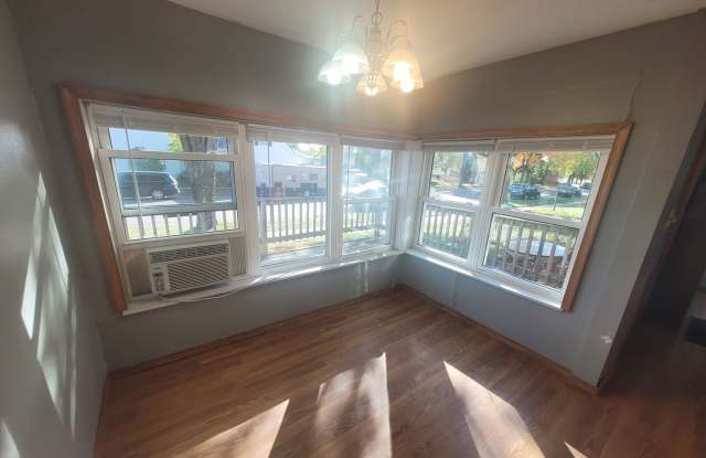 $1350| 2BD 1BA| 1603 Priddy Street| Available now! Gallery 4