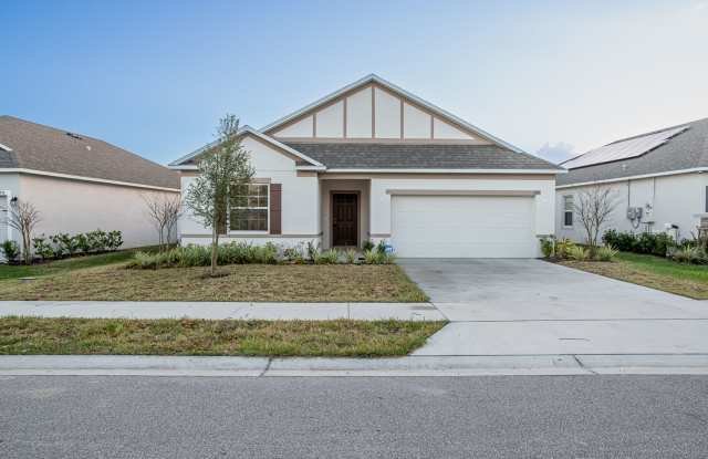 3 Bed + 2 Bath + 2 Car Garage Single Family Home in Sawyer’s Landing - 292 Jackson Loop, DeLand, FL 32724