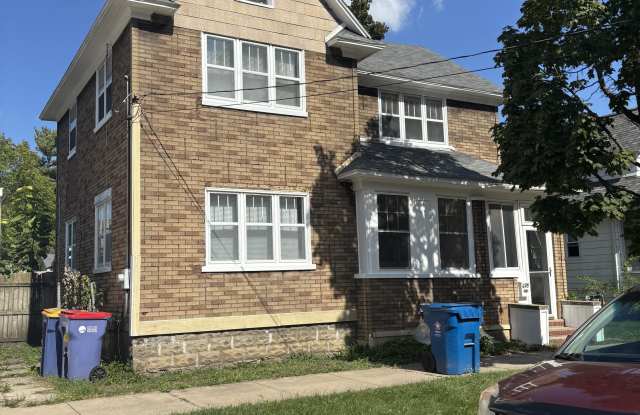 649 Sibley Street Northwest - 649 Sibley Street Northwest, Grand Rapids, MI 49504