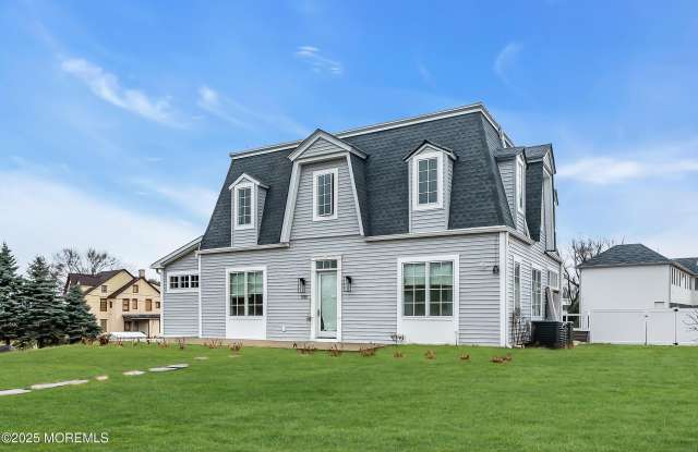 1039 Norwood Avenue photos photos