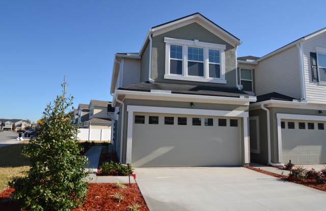 739 Grover Ln - 739 Grover Lane, Oakleaf Plantation, FL 32065