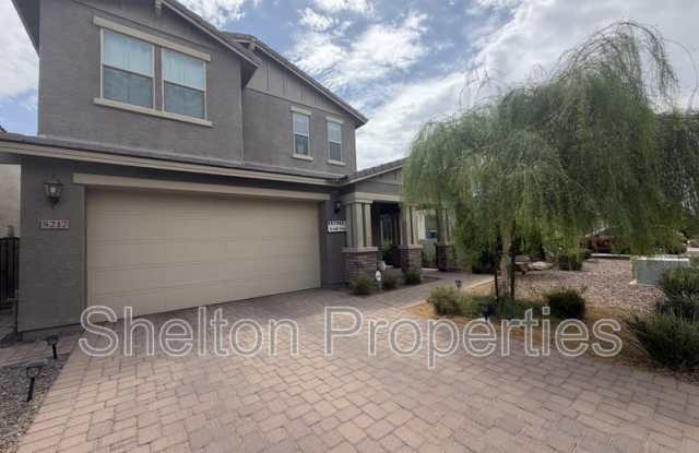 5217 N 79th Dr Gallery 2